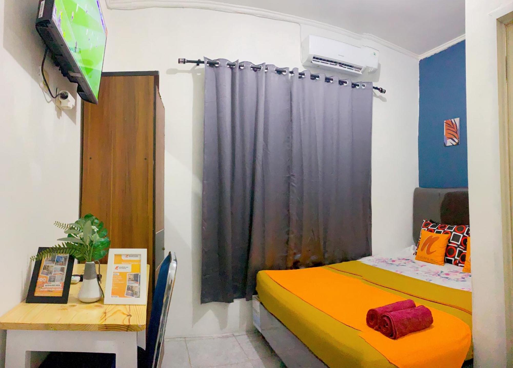 Wisma tamu Natasya Priok By Nusalink *